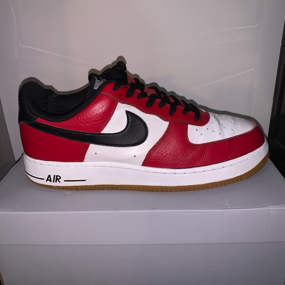 Air Force one gym red